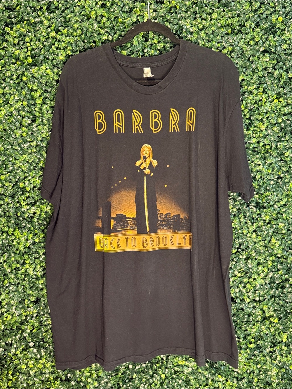Vintage Barba Black Short‑Sleeve Graphic Tee with Yellow Stage Print